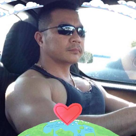 Meet your Posher, Tri - Picture 1 of 1